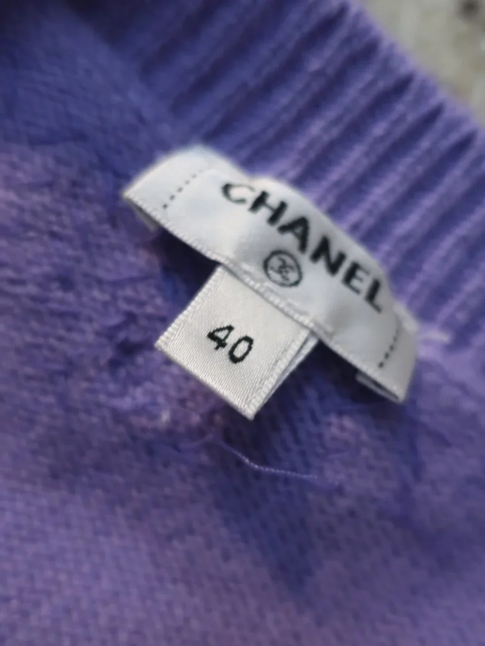 Authentic Chanel Purple Beaded (Item-143) Crop Wool Cardigan Sweater 40 US/6-8